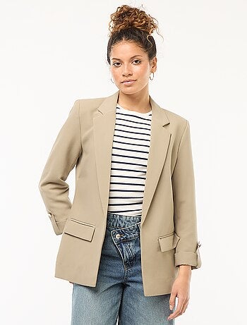 Veste tailleur avec manches 3/4 pans libres