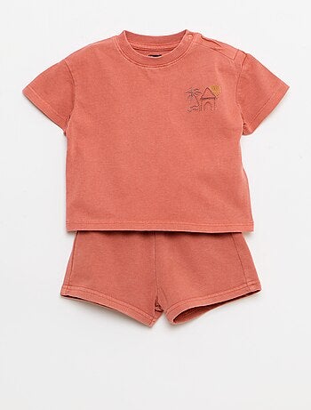 2-delige set met geborduurd T-shirt + short