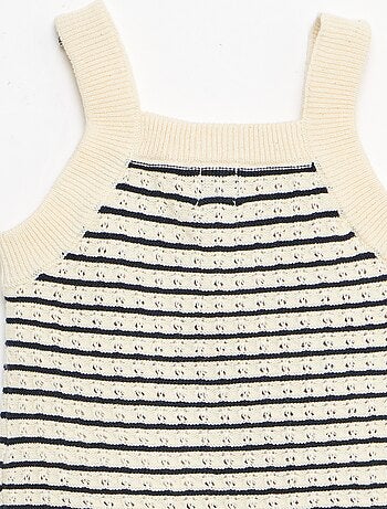 2-delige set met short en T-shirt van haakwerk