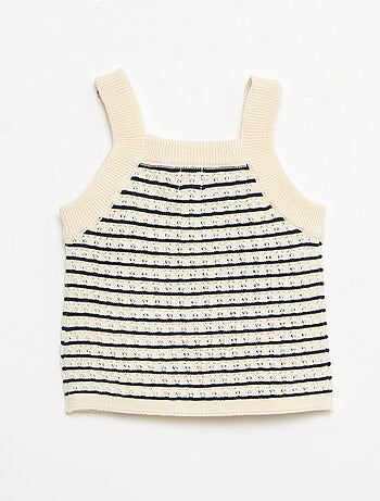 2-delige set met short en T-shirt van haakwerk