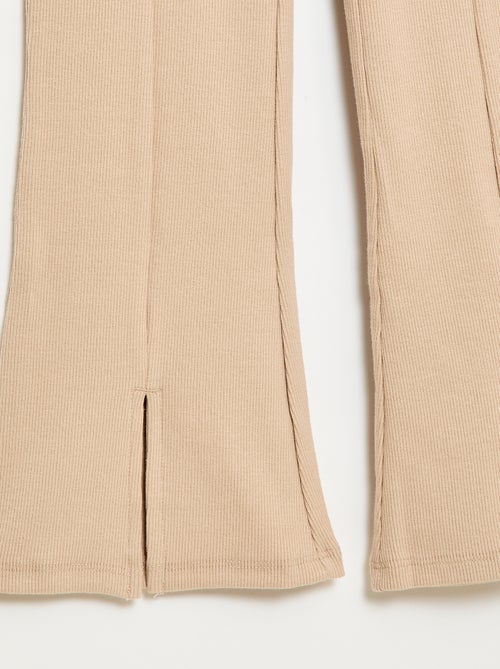 2-delige set: T-shirt en broek met flared pijpen - Kiabi