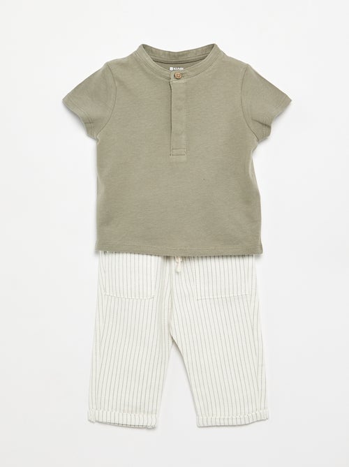 2-delige set: T-shirt met maokraag en broek - Kiabi 2-delige set: T-shirt met maokraag en broek - Kiabi