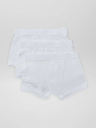 3 boxershorts