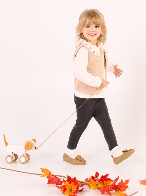 3-delige set - Mouwloze gilet + T-shirt + broek - Kiabi