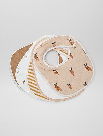 5 slabbetjes met leuke prints en drukknoopsluiting