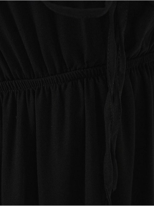 A-vormige aansluitende midi-jurk met v-hals en biesdetail bdart - Kiabi A-vormige aansluitende midi-jurk met v-hals en biesdetail bdart - Kiabi
