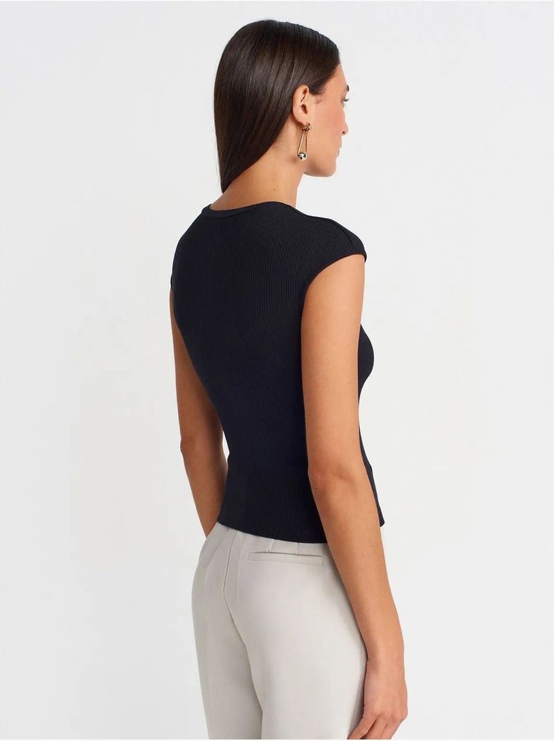 Aansluitend katoenen jersey t-shirt met ronde hals dilvin Zwart - Kiabi