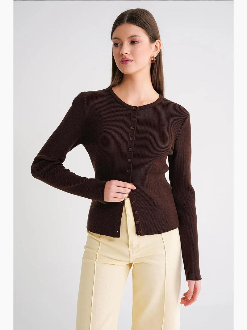 Aansluitend ribgebreid vest met knopen mixray Donkerbruin - Kiabi