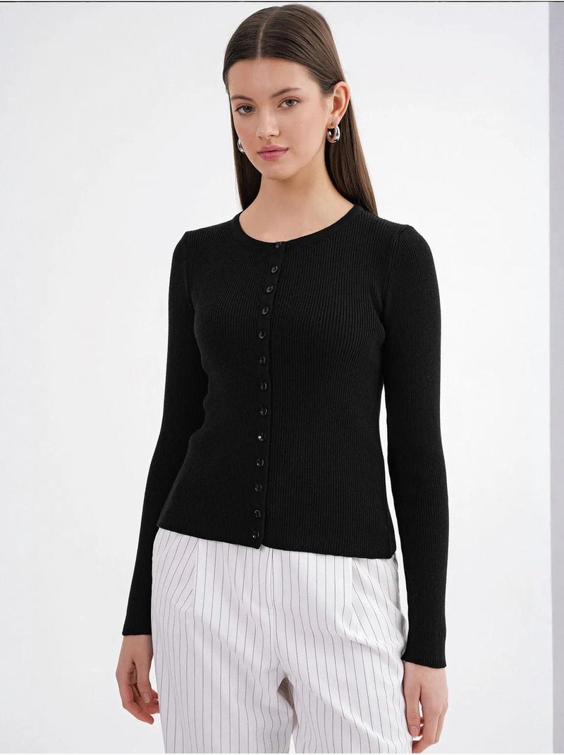 Aansluitend ribgebreid vest met knopen mixray Zwart - Kiabi