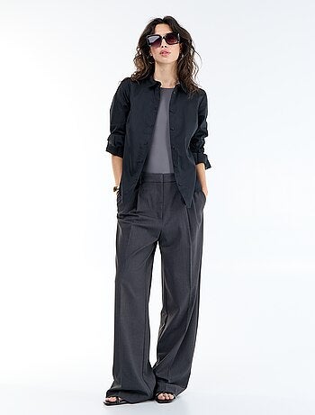 Aansluitende blouse met Italiaanse kraag