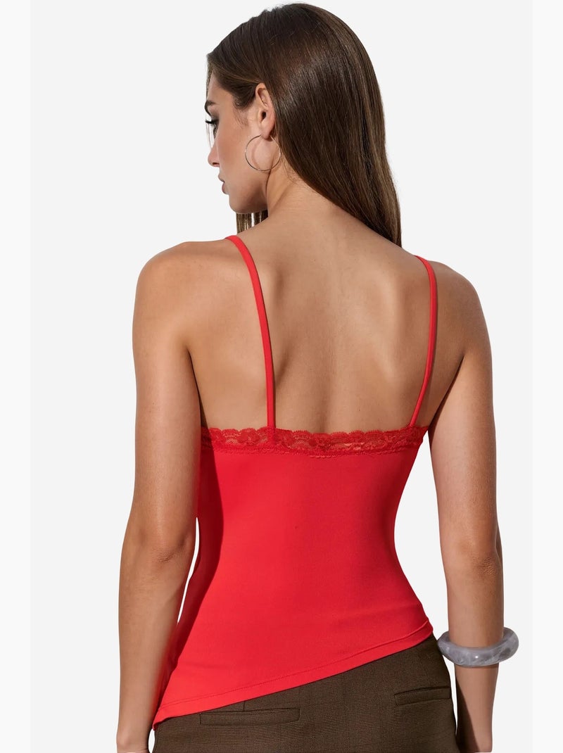 Aansluitende cropped cami-top met borduursel busem Rood - Kiabi