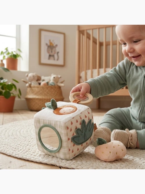 Activiteitenkubus voor baby's van wit fluweel - Kiabi Activiteitenkubus voor baby's van wit fluweel - Kiabi