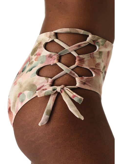 Aires fashion bikinibroekje met bloemen, glans en hoge taille penti - Kiabi Aires fashion bikinibroekje met bloemen, glans en hoge taille penti - Kiabi