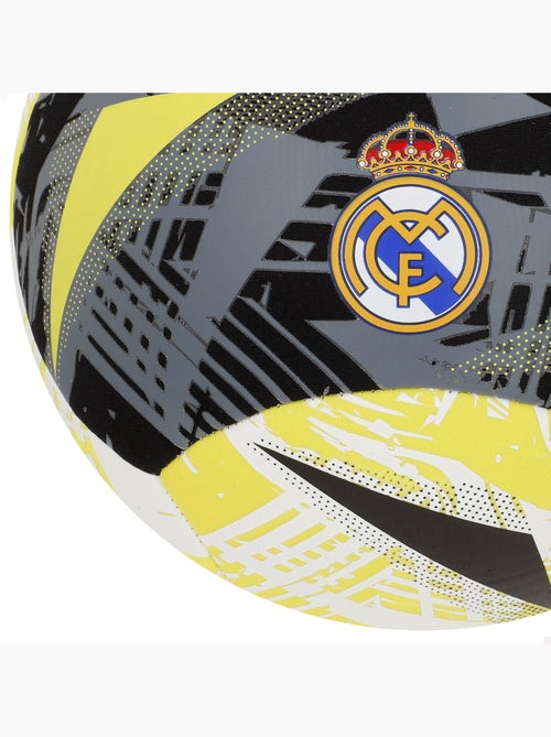 Aktive real madrid ballon de plage en néoprène t5 (21 cm) - Kiabi Aktive real madrid ballon de plage en néoprène t5 (21 cm) - Kiabi