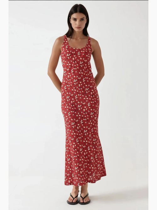 Allower maxi-jurk met bloemenpatroon en u-hals hiccup - Kiabi Allower maxi-jurk met bloemenpatroon en u-hals hiccup - Kiabi