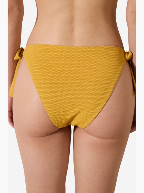 Amar brazilian bikinibroekje met structuur penti - Kiabi Amar brazilian bikinibroekje met structuur penti - Kiabi