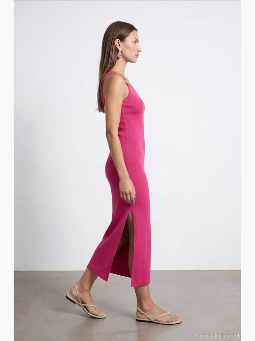 Asymmetrische midi-jurk van ribtricot, één schouder dilvin - Kiabi Asymmetrische midi-jurk van ribtricot, één schouder dilvin - Kiabi