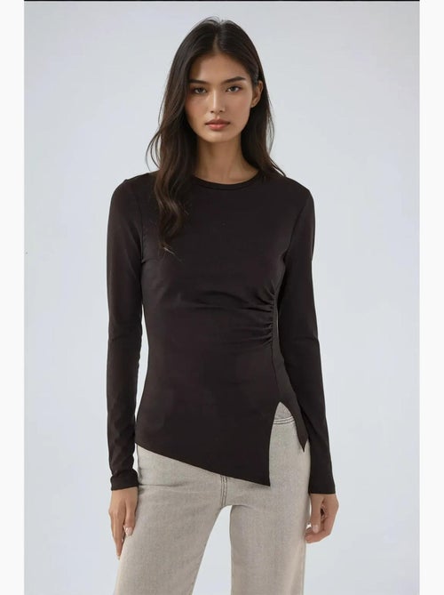 Asymmetrische top met lange mouwen en ronde hals hiccup - Kiabi Asymmetrische top met lange mouwen en ronde hals hiccup - Kiabi