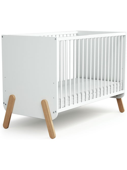 At4 - babyslaapkamer met bed, luiertafel en kledingkast pirate in hout wit en beuken - Kiabi