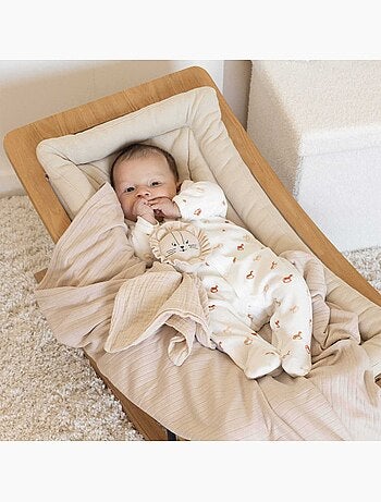 Babyboxpakje met trendy schommelpaardjesmotief