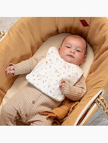Babymand met matras, dekbed en fitted sheet, gouden stipjes | sevira kids