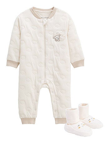 Babyrompertje van fleece en zachte babyschoentjes