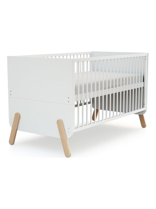Babyslaapkamer met bed, luiertafel en kledingkast pirate in hout - Kiabi Babyslaapkamer met bed, luiertafel en kledingkast pirate in hout - Kiabi