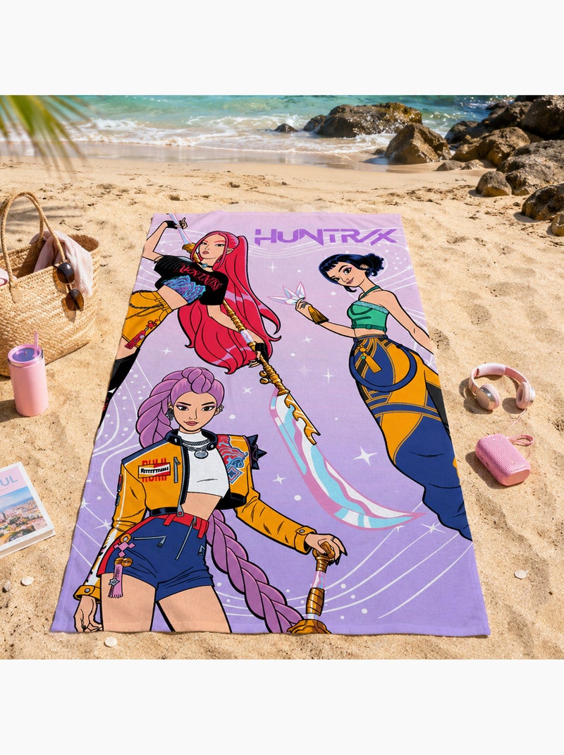 Bad- en strandhanddoek met print 100% katoen, kpop demon hunters tour Paars - Kiabi
