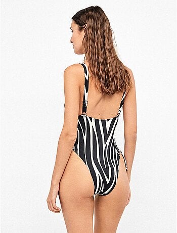 Badpak met diepe halsuitsnijding in dierenprint zebra