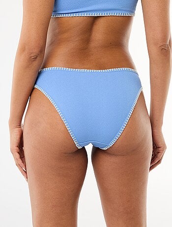 Badslip met contrasterende stiksels