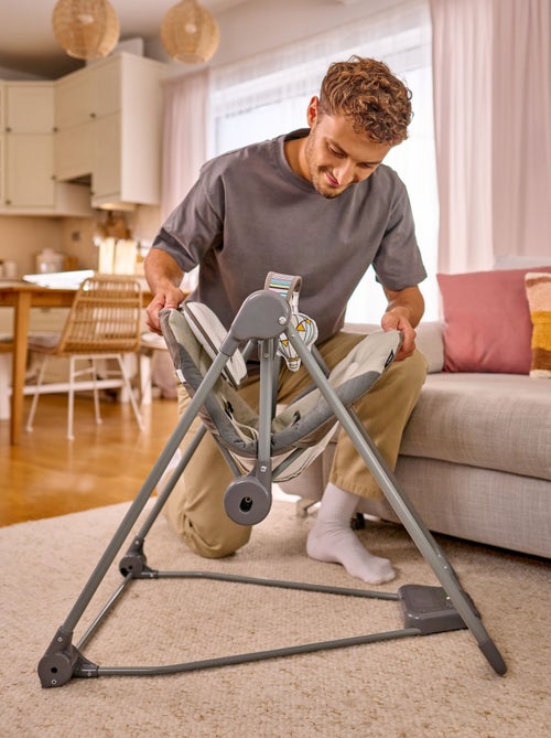 Balancelle et transat LIONELO Otto - Sons nature - 5 vitesses de balancement - Pliage compact - Kiabi Balancelle et transat LIONELO Otto - Sons nature - 5 vitesses de balancement - Pliage compact - Kiabi