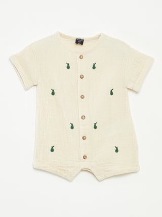 Barboteuse courte en gaze de coton avec broderies fantaisies