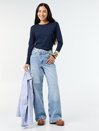 Barrel fit jeans met asymmetrische knoopsluiting