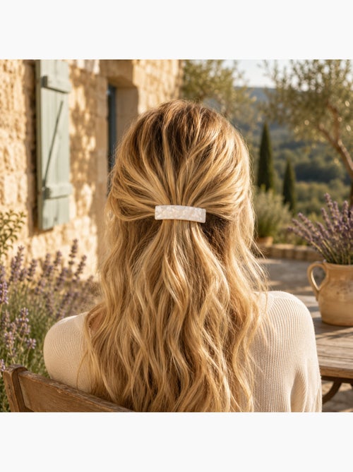 Barrette cheveux nacrée en acétate - Kiabi Barrette cheveux nacrée en acétate - Kiabi