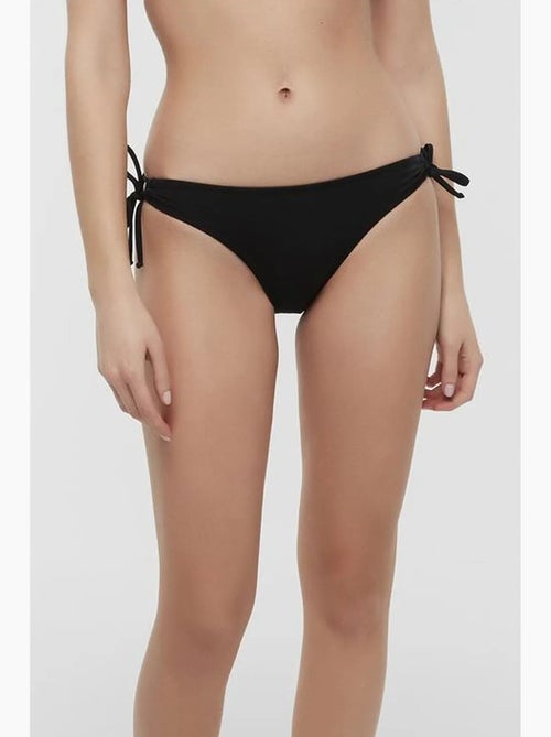 Bas de bikini basique à nouage latéral penti - Kiabi Bas de bikini basique à nouage latéral penti - Kiabi