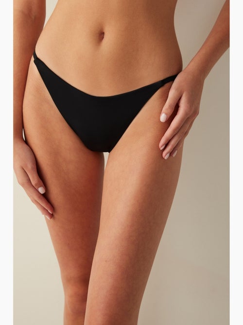 Bas de bikini brésilien basic super penti - Kiabi Bas de bikini brésilien basic super penti - Kiabi
