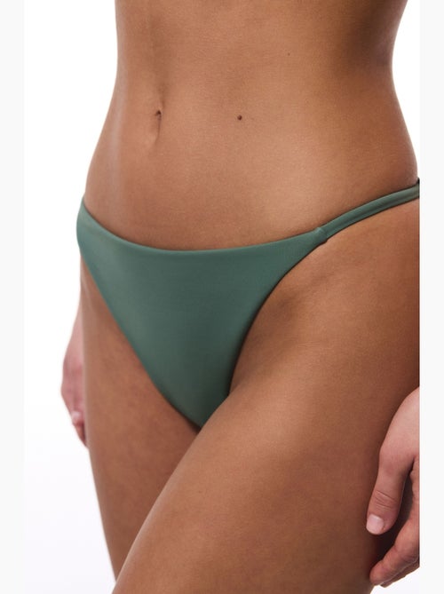 Bas de bikini brésilien taille très basse penti - Kiabi Bas de bikini brésilien taille très basse penti - Kiabi