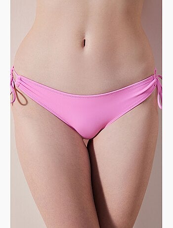 Bas de bikini femme avec anneau penti