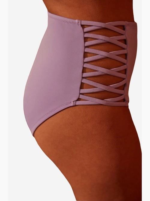 Basic high fashion bikinibroekje penti - Kiabi Basic high fashion bikinibroekje penti - Kiabi