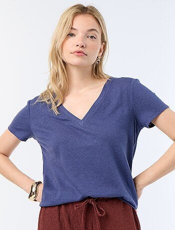 Basic T-shirt met korte mouwen en V-hals