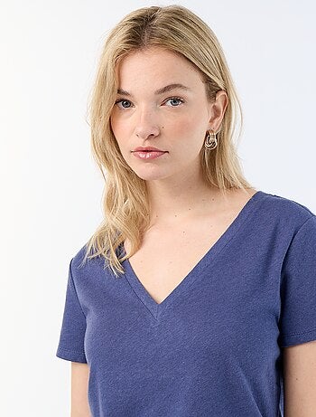 Basic T-shirt met korte mouwen en V-hals