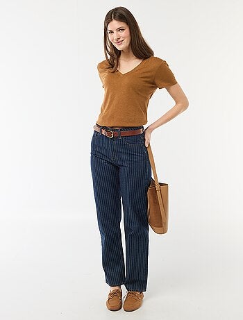 Basic T-shirt met korte mouwen en V-hals