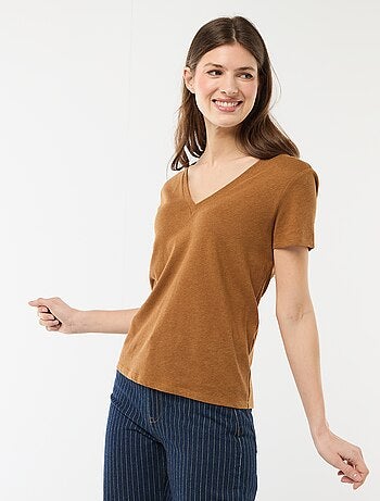 Basic T-shirt met korte mouwen en V-hals