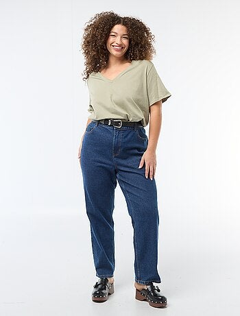 Basic T-shirt met korte mouwen en V-hals