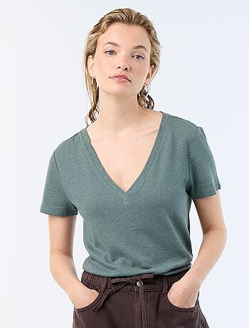 Basic T-shirt met korte mouwen en V-hals