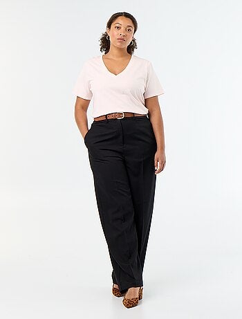 Basic T-shirt met korte mouwen en V-hals