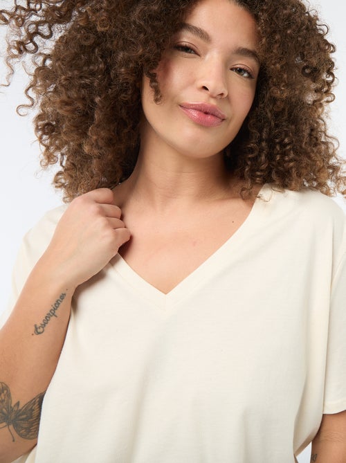 Basic T-shirt met korte mouwen en V-hals - Kiabi