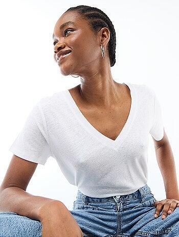 Basic T-shirt met korte mouwen en V-hals