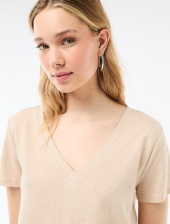 Basic T-shirt met korte mouwen en V-hals