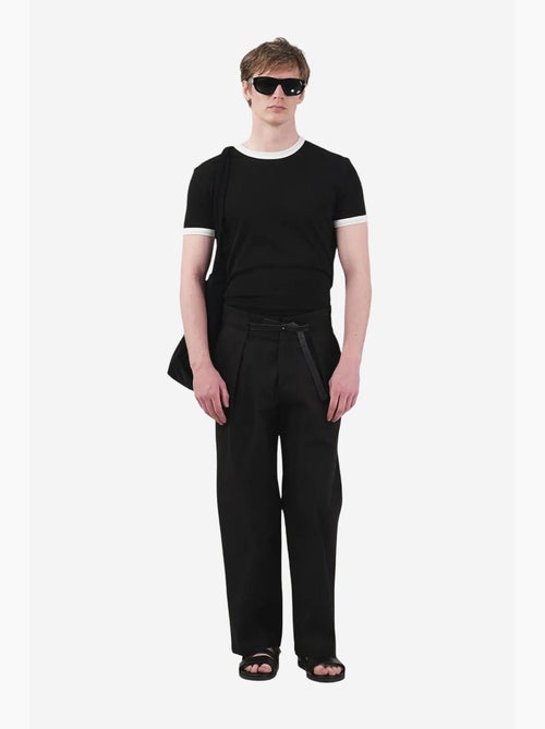 Basic t-shirt met ronde hals en contrasterende bies giesto - Kiabi Basic t-shirt met ronde hals en contrasterende bies giesto - Kiabi